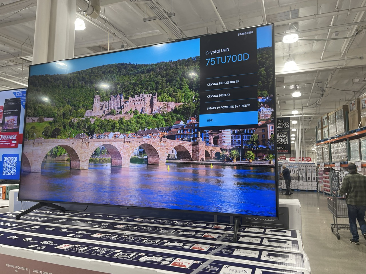 Electronic Shopping At Costco 