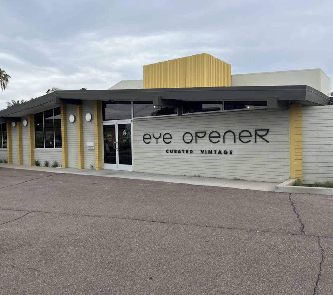 Live Shopping at Eye Opener 